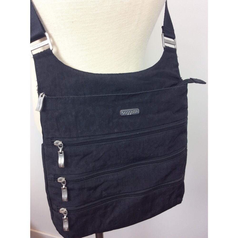 Baggallini Multi Pocket Black Crossbody Purse - Picture 2 of 4
